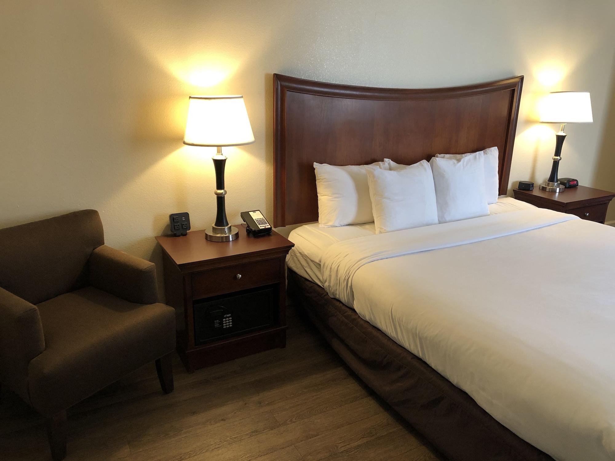 Blu Pacific Motel
