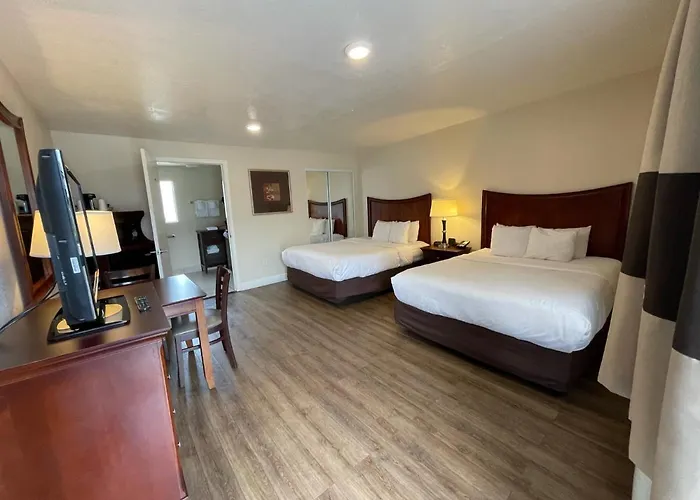 Blu Pacific Hotel