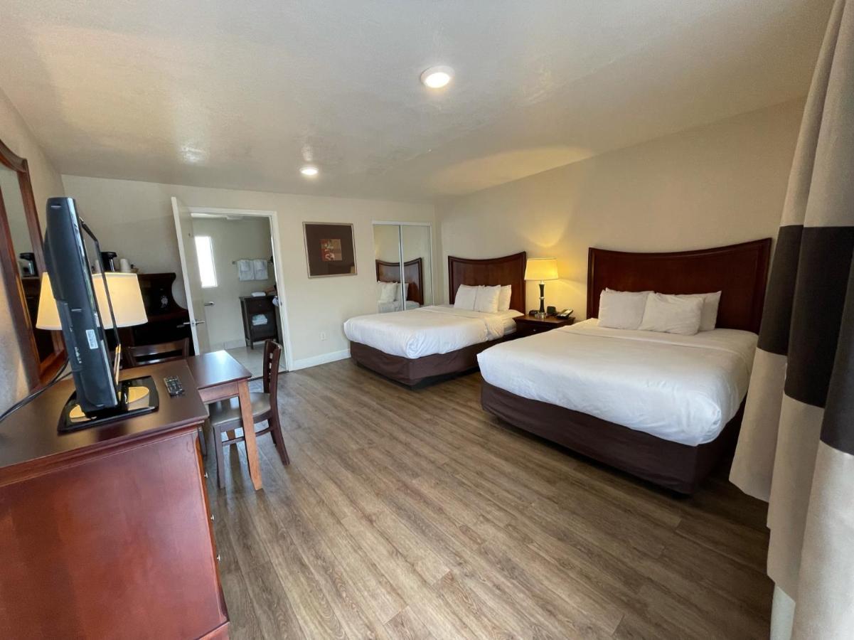 Blu Pacific Motel 3*