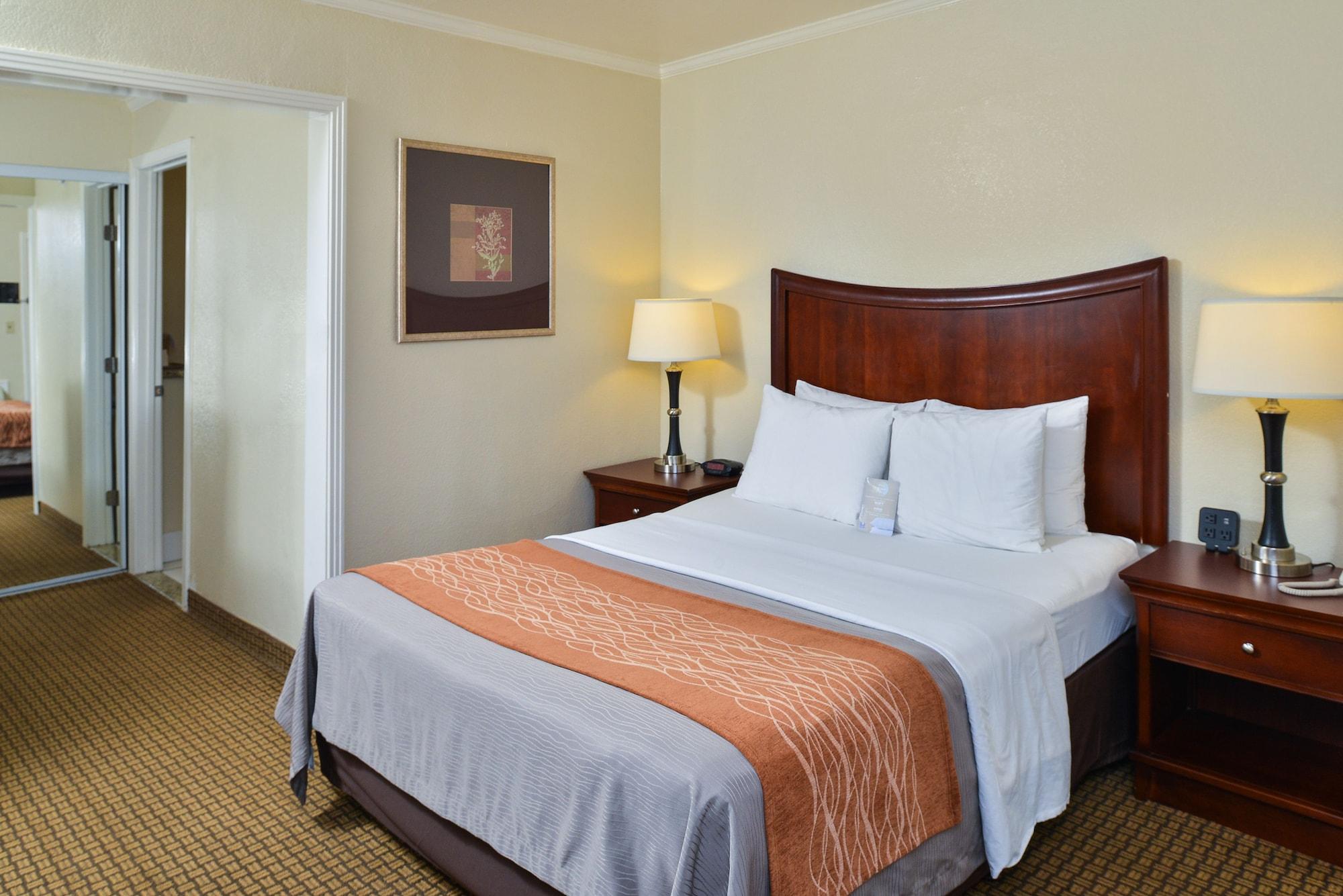 Blu Pacific Motel 3*